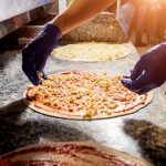 table-refrigeree-a-pizza