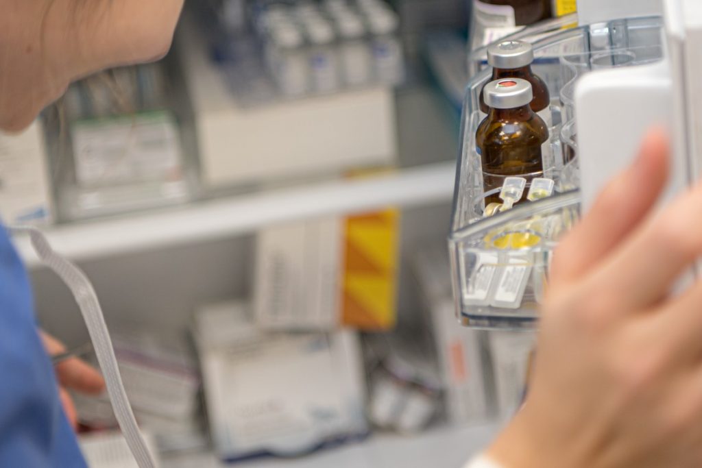 Réfrigérateur médical pour pharmacie