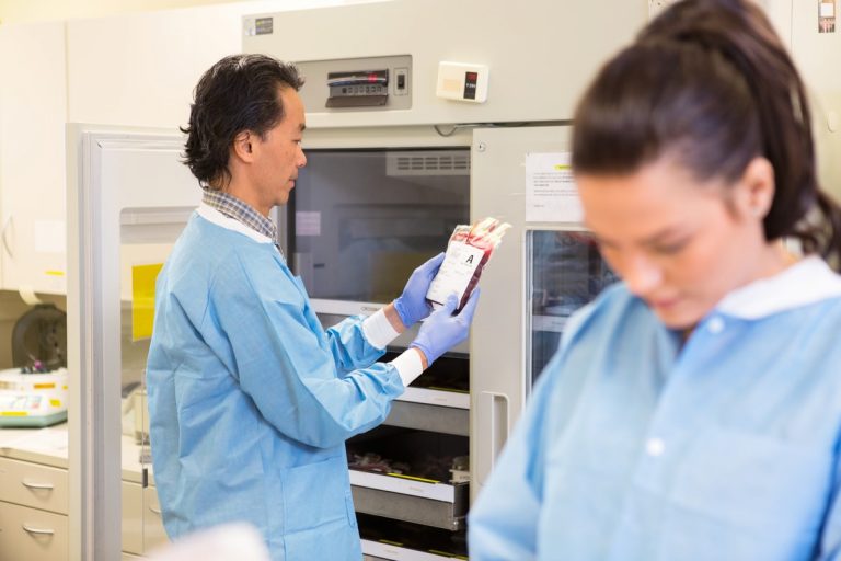 Frigo médical pour laboratoire