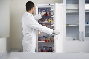 Frigo médical pour pharmacie